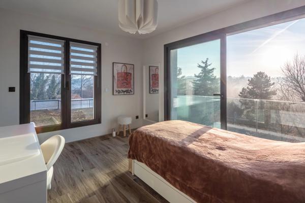 Sainte-Foy-lès-Lyon – Maison familiale moderne de 212 m² - 5 chambres
