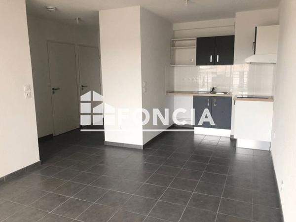 Location Appartement 2 pièces 42.52 m² - 48 RUE DU MYRTIL Nimes 30900