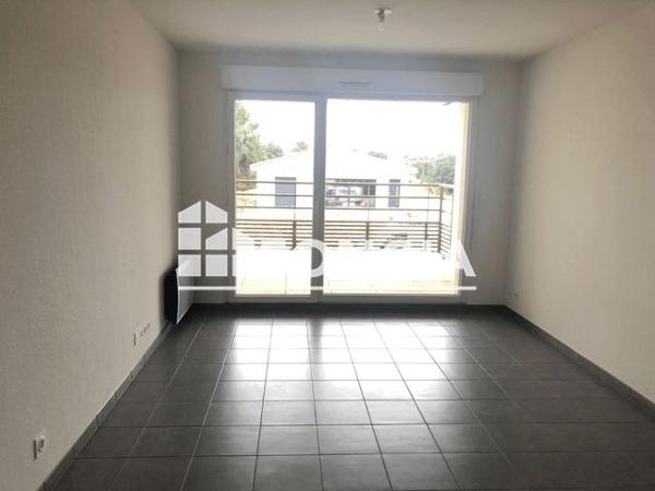Location Appartement 2 pièces 42.52 m² - 48 RUE DU MYRTIL Nimes 30900