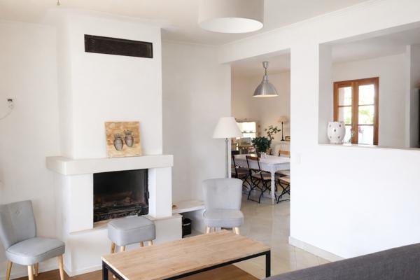 Maison
         5 pièces
        - 140 m² 449 000 € *