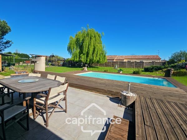 Belle villa de plain-pied de 96m² à Roquefort, 3 chambres, piscine et carport