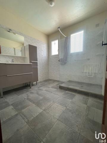 Maison 4 pièces de 135 m² à Saint-Estève (66240)