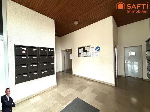 Joli appartement de 2 pièces disposant d'un balcon avec une superbe vue dégagée et une cave !