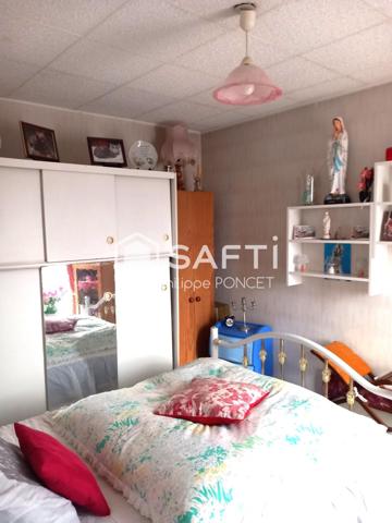 Appartement libre au 5ème étage avec ascenseur et cave