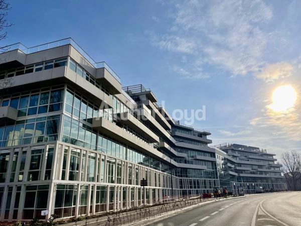 Bureaux à louer à La Madeleine immeuble neuf écoresponsable et accès rapide