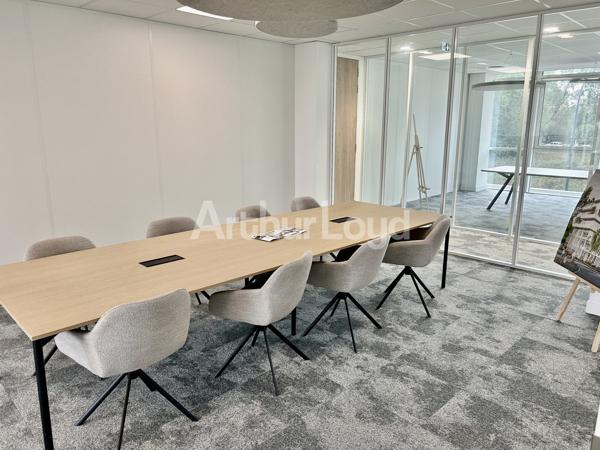 Bureaux à louer à La Madeleine immeuble neuf écoresponsable et accès rapide