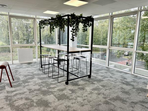 Bureaux à louer à La Madeleine immeuble neuf écoresponsable et accès rapide