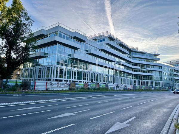 Bureaux à louer à La Madeleine immeuble neuf écoresponsable et accès rapide