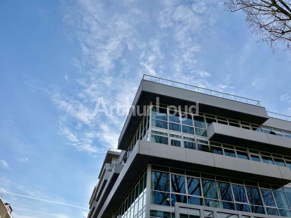 Bureaux à louer à La Madeleine immeuble neuf écoresponsable et accès rapide