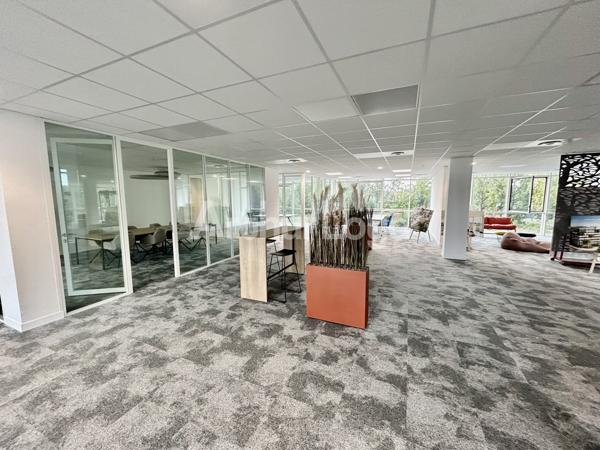 Bureaux à louer à La Madeleine immeuble neuf écoresponsable et accès rapide