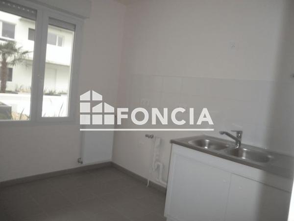 Location Studio 31.69 m² - 9 RUE ACHARD Bordeaux 33300