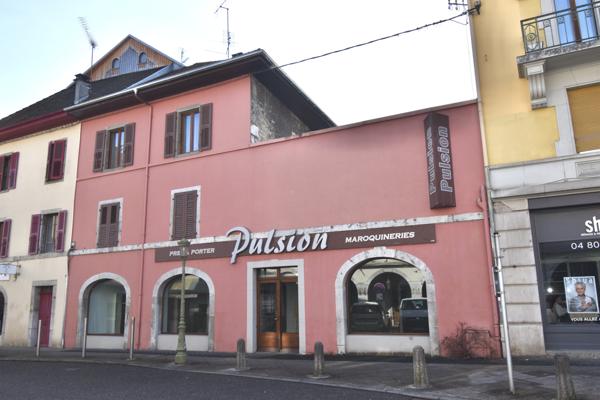 Immeuble 5 pièces - 197 m²