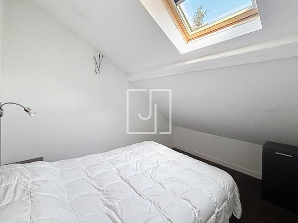 Duplex T3 meublé à vendre avec parking couvert et piscine – dans le château des Magnans à Jausiers