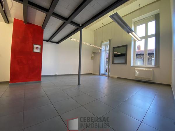 HYPER-CENTRE VILLE - type 5 'original'