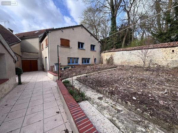 Maison de ville à vendre à Avenay-Val-d'Or dans la Marne (51160), ref : 25247