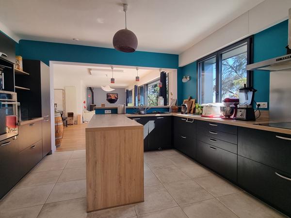 Maison Coueron 230M² - 5 chambres - cadre et calme
