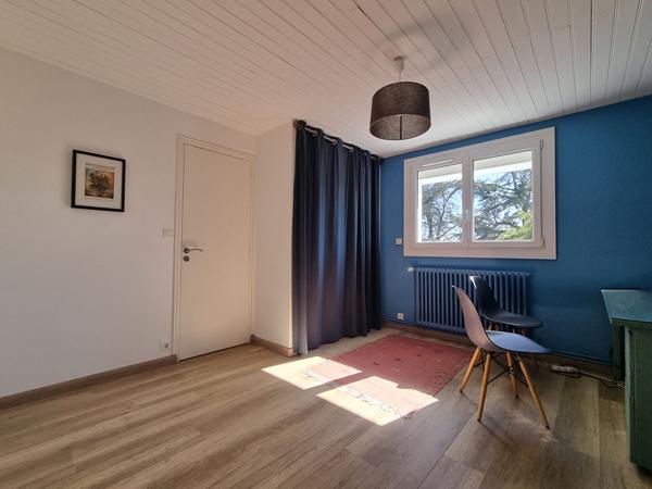 Maison Coueron 230M² - 5 chambres - cadre et calme