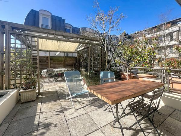 Appartement Suresnes 4 pièce(s) 106 m2