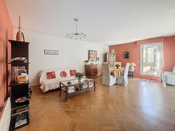 Appartement Suresnes 4 pièce(s) 106 m2