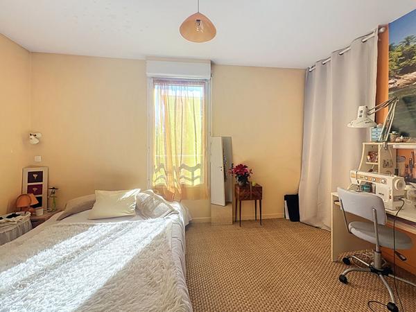 Appartement Suresnes 4 pièce(s) 106 m2