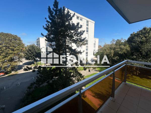 Location Appartement 3 pièces 73.67 m² - RESIDENCE DE BOURGOGNE Fontaine Les Dijon 21121