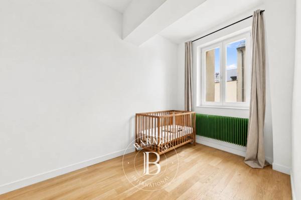 Paris 1er, Appartement 3 Chambres -  193 m² à vendre