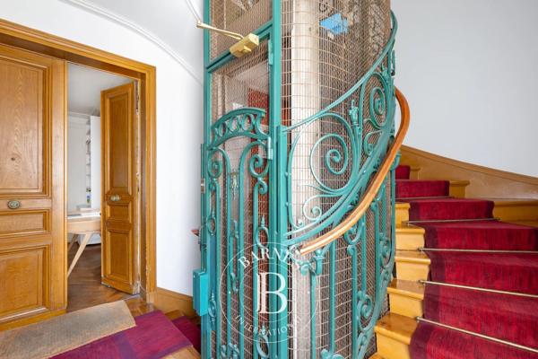 Paris 9ème, Appartement 3 Chambres -  107 m² à vendre
