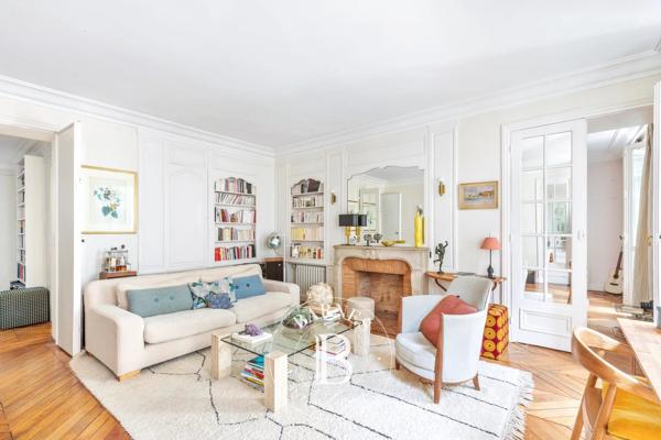 Paris 9ème, Appartement 3 Chambres -  107 m² à vendre