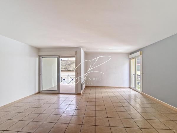Appartement T3 2 chambres 64 m² terrasse