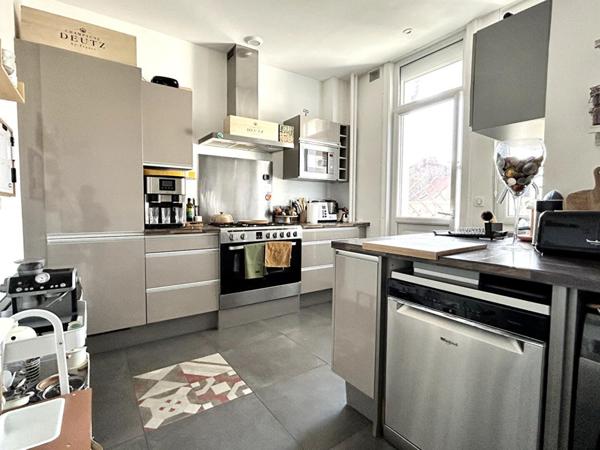 A VENDRE : T4 à ROUBAIX • Barbieux • 250 000 € FAI • Réf. 1624