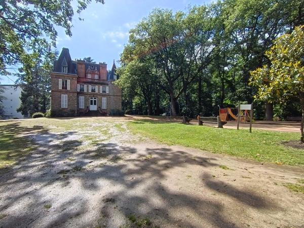 Appartement
         3 pièces
        - 67 m² 255 000 € *