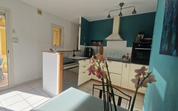 Maison à vendre    6 pièces •  Mèze