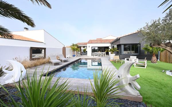 Maison à vendre    4 pièces •  Rivedoux-Plage