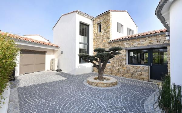 Maison à vendre    4 pièces •  Rivedoux-Plage