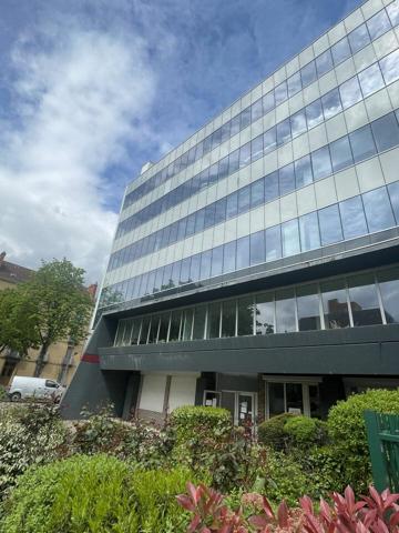 DIJON CENTRE - BUREAUX - A LOUER