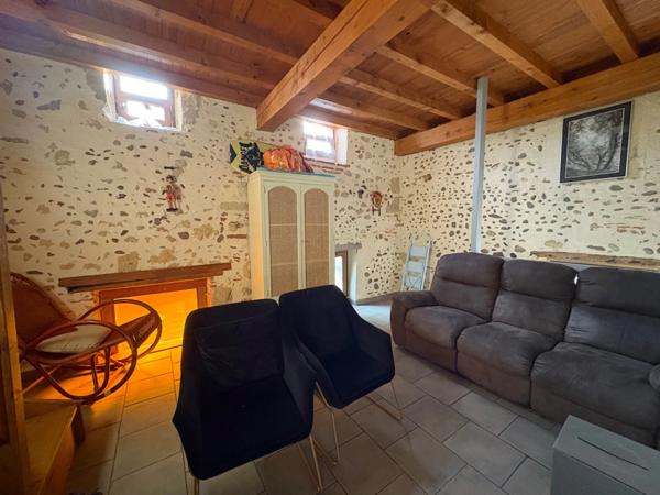 Appartement à louer 3 pièces AIRE SUR L'ADOUR (40)