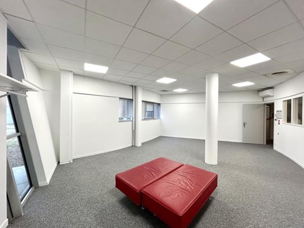 Bureaux à louer Mérignac Chemin Long accès tram F et surfaces modulables
