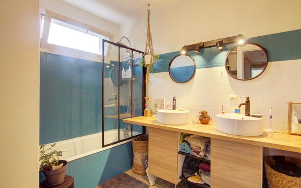 Maison à vendre    4 pièces •  Farnay