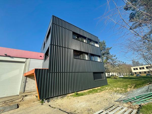 Bureaux à louer à MONT SAINT AIGNAN 76130