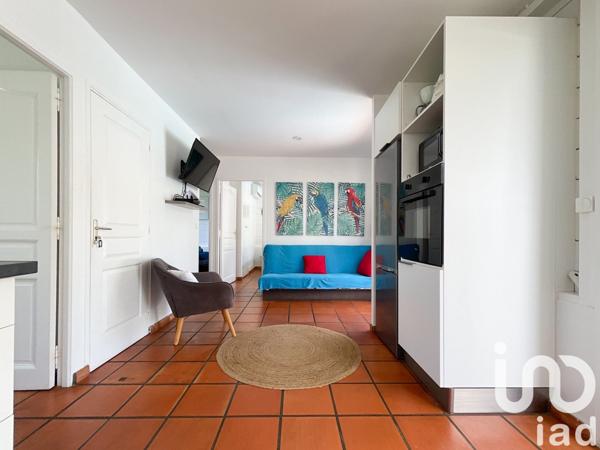 Maison 8 pièces de 118 m² à Sainte-Anne (97227)