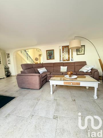 Maison à vendre 7 pièces 245 m² Peymeinade