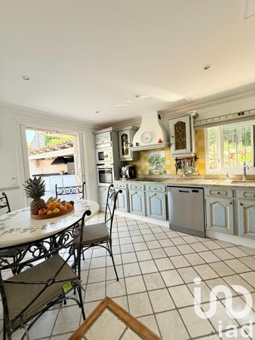 Maison à vendre 7 pièces 245 m² Peymeinade