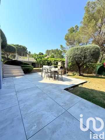 Maison à vendre 7 pièces 245 m² Peymeinade