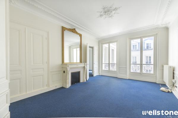 Bureaux à louer à PARIS 75010