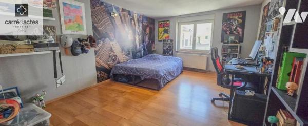 Maison de village rénovée au centre, 4 Chambres dont suite parentale et terrasse tropézienne