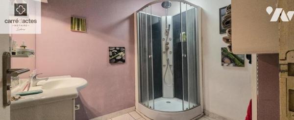 Maison de village rénovée au centre, 4 Chambres dont suite parentale et terrasse tropézienne