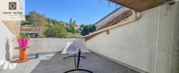 Maison de village rénovée au centre, 4 Chambres dont suite parentale et terrasse tropézienne