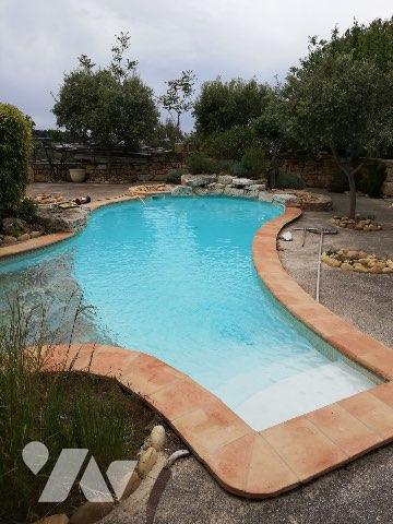 Magnifique villa de 155 m2 (avec piscine & vue mer) sur terrain de 1668 m² à Septèmes-Les-Vallons