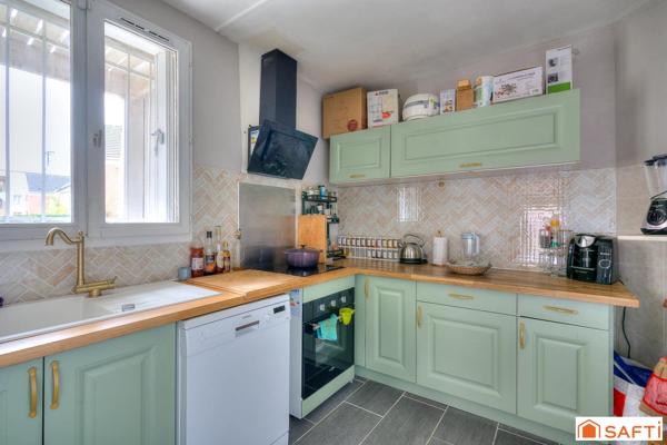 Jolie maison familiale avec jardin et garage