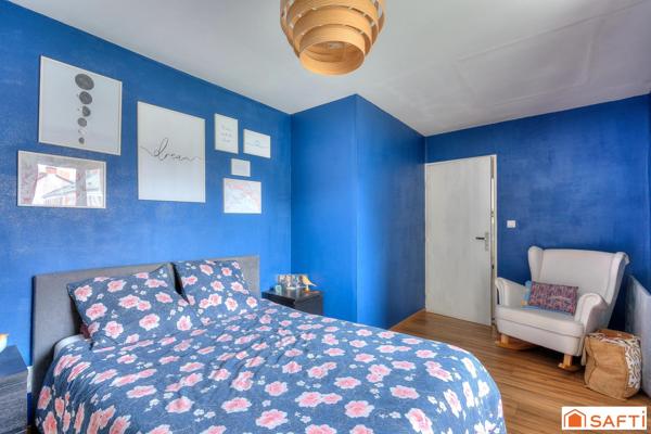 Jolie maison familiale avec jardin et garage